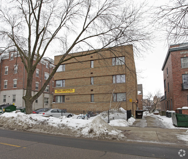 Building Photo - 227 Langdon St