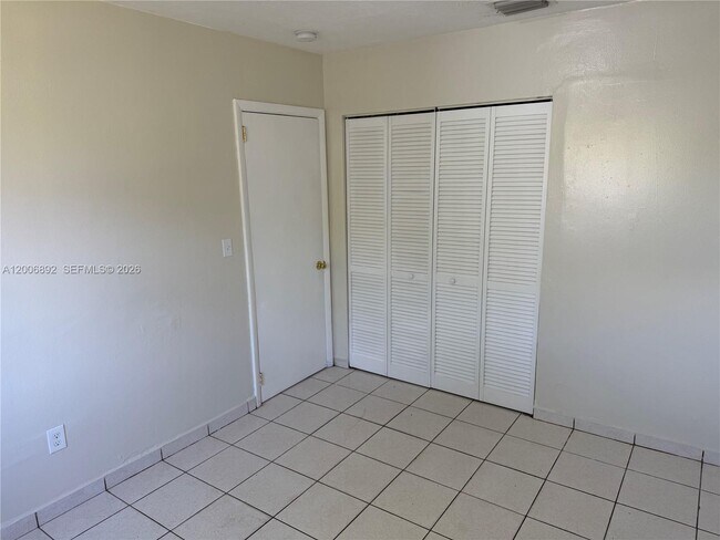 Building Photo - 10375 SW 152nd Terrace