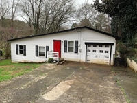 Building Photo - 3 Bed 1 Bath in Atlanta!