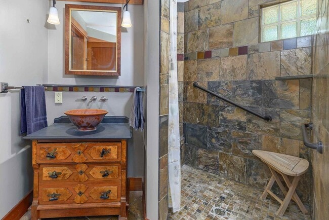 Building Photo - Lake Mendota Dream Home in Desirable Sprin...