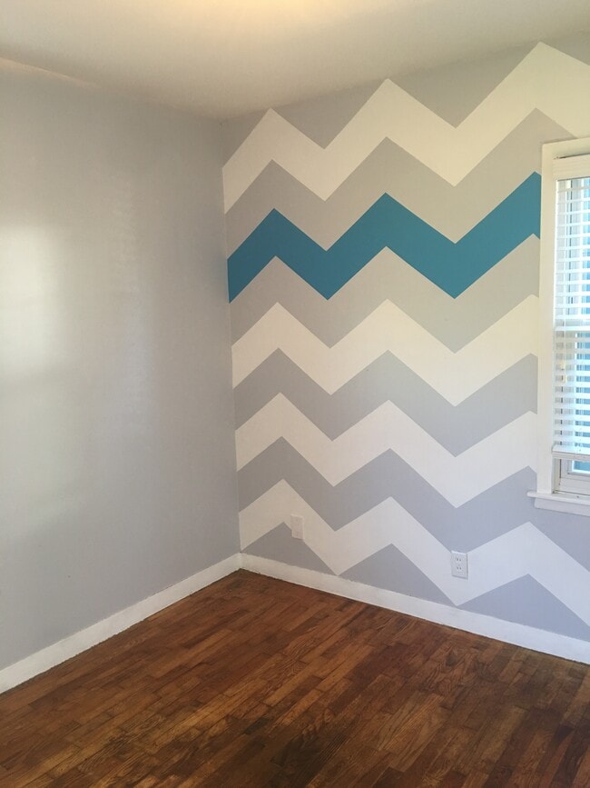 Building Photo - 4409 N Pine St