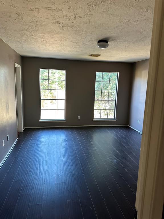 Building Photo - 21611 Bowcreek Ln