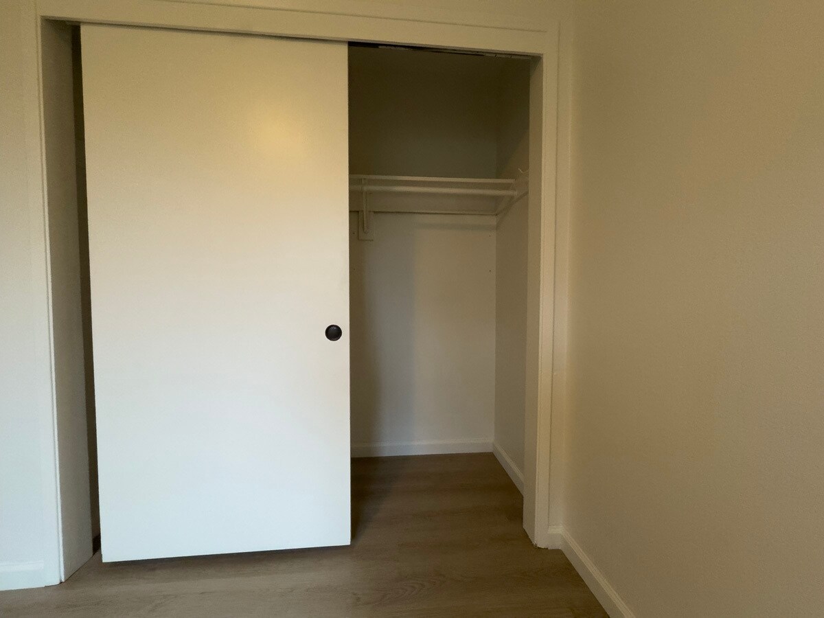 Building Photo - 6501 Raymond St