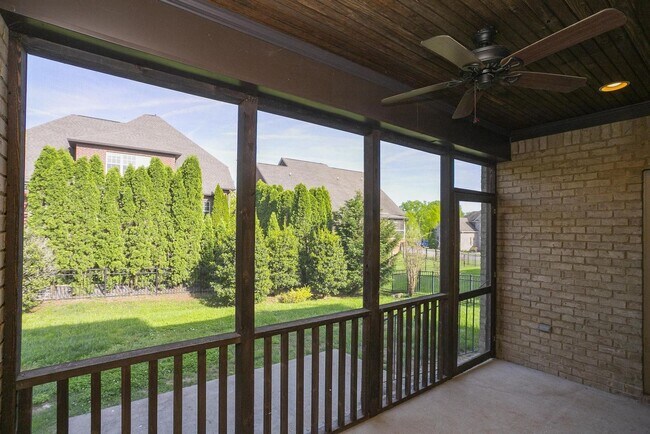 Building Photo - 7002 Brindle Ridge Way