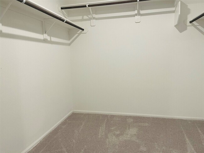 Building Photo - 2818 Via Augusta Dr