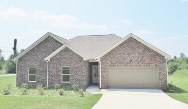 Building Photo - Home in Pleasant Grove... Available to View Now!!!