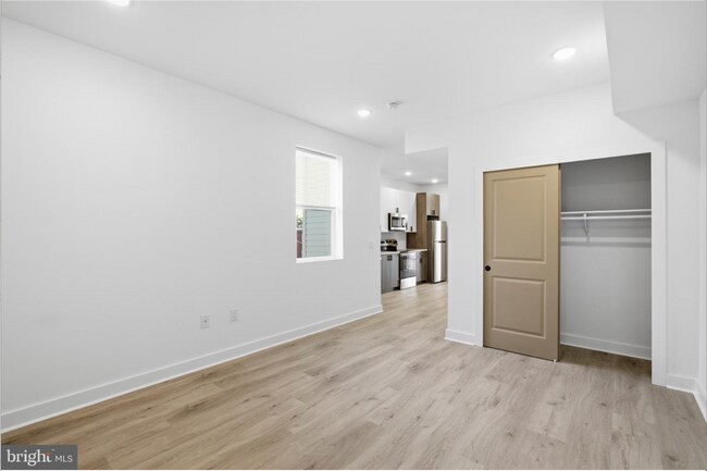 Building Photo - 2322 N 5th St