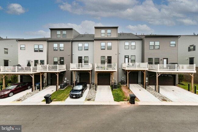 Building Photo - 2634 Velocity Rd