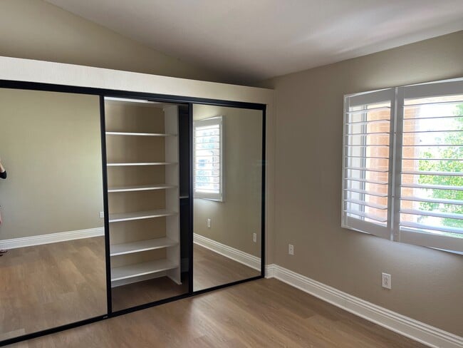 Bedroom Closet - 3927 Nobel Dr