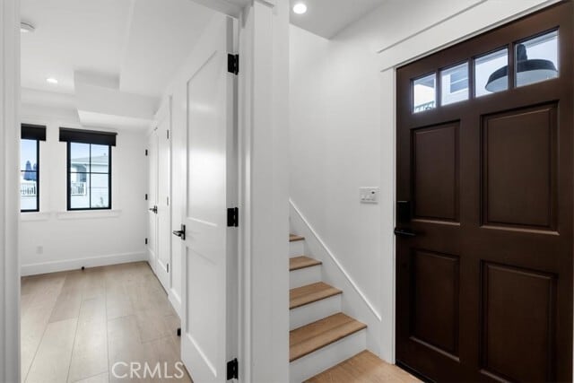 Building Photo - 2406 Silverstrand Ave