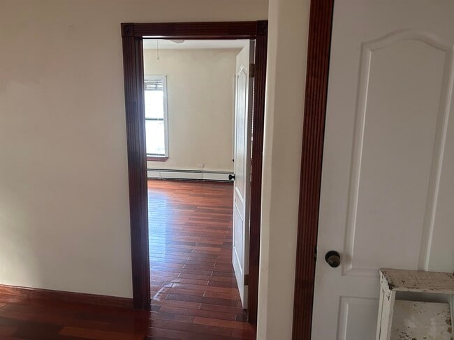 Building Photo - 236 Grove St