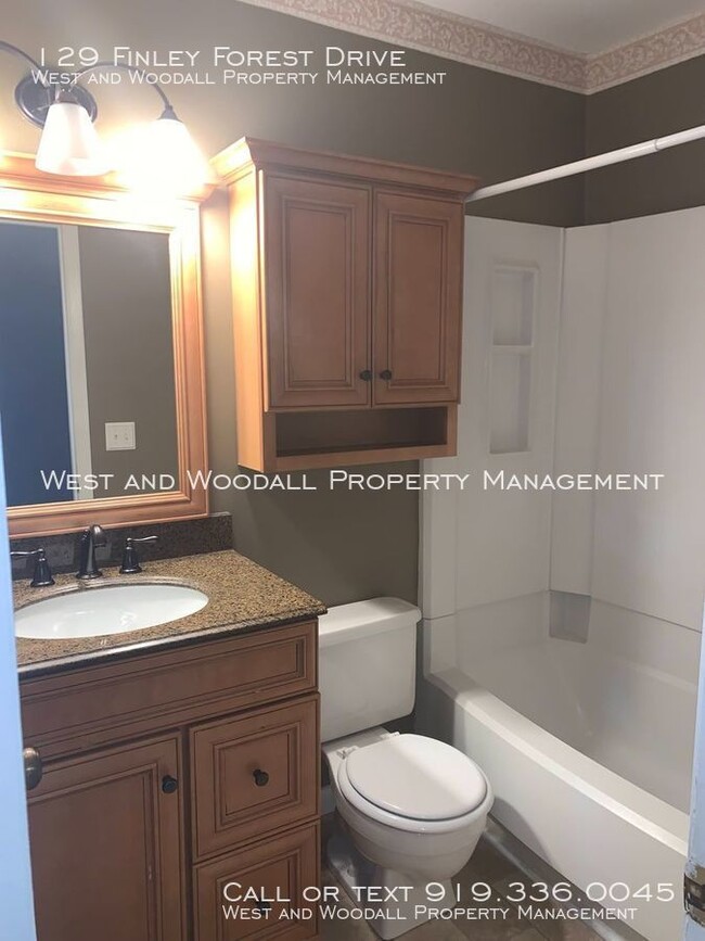 Building Photo - 129 Finley Forest Dr