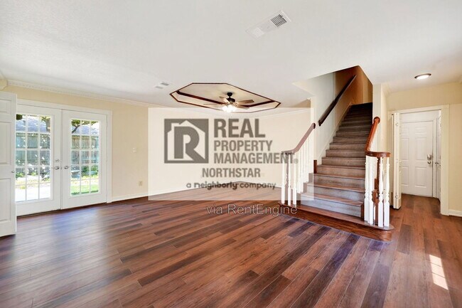 Building Photo - 902 Arrowhead Dr