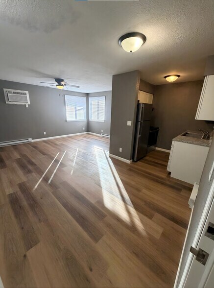 Building Photo - Maple Ave Apartments