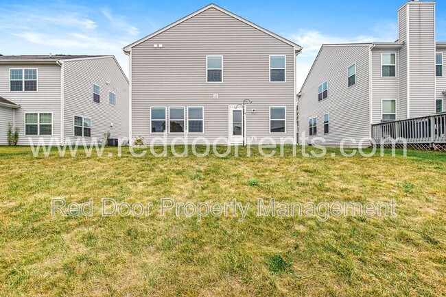 Building Photo - 6114 Pebblebrooke Rd