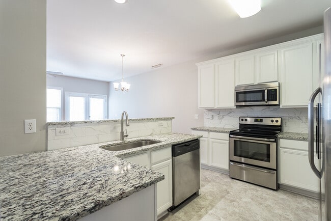 Building Photo - Spacious Wake Forest Town Home For Rent