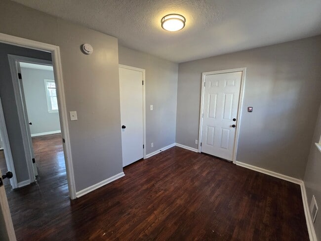 Building Photo - 3 bedroom with bonus extra room in basement fully rehabed