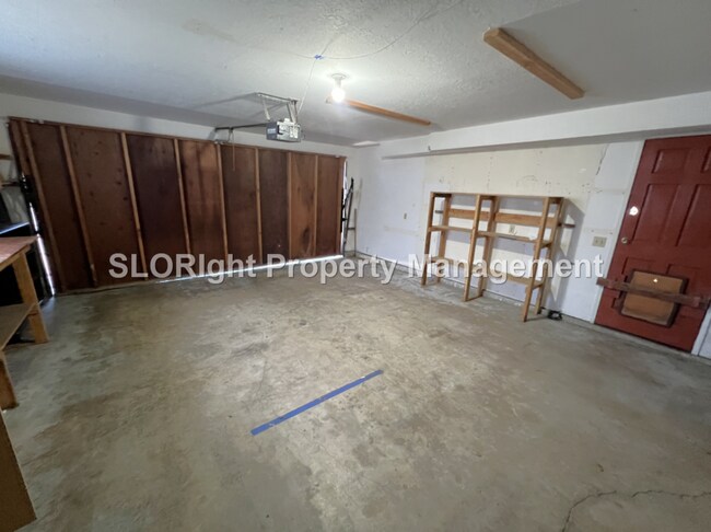Building Photo - AVAILABLE AUGUST -  Spacious Los Osos Home - 3 Bed / 2 Bath
