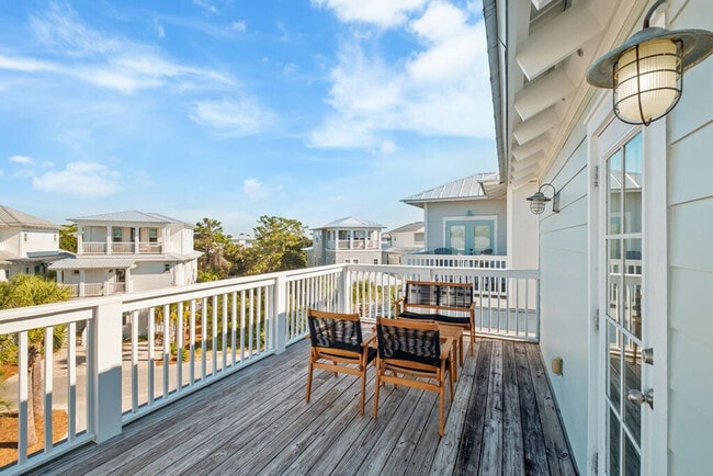 Building Photo - 110 E Blue Crab Loop