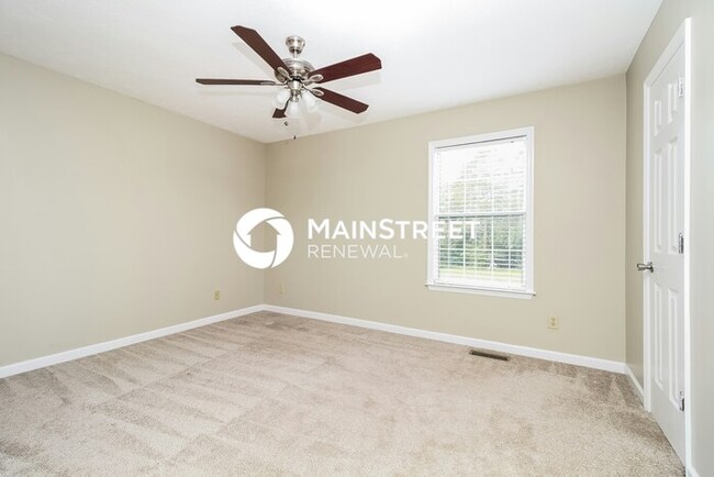 Building Photo - 5016 Trailwater Dr