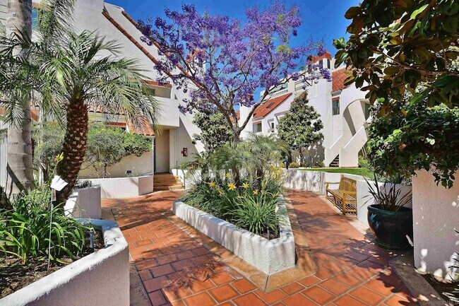 Building Photo - 701 Kettner Blvd
