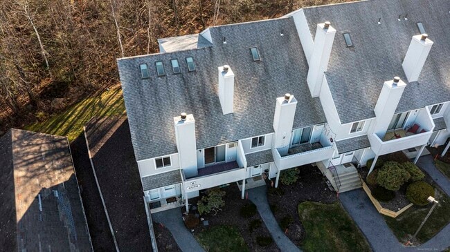 Building Photo - 187 Lovers Ln