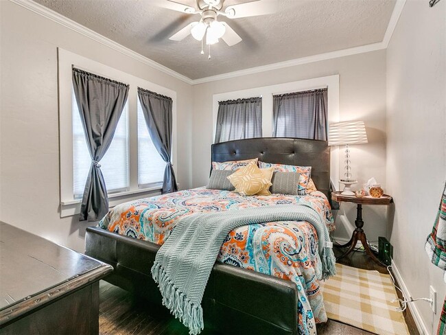 Building Photo - 734 Boyd St