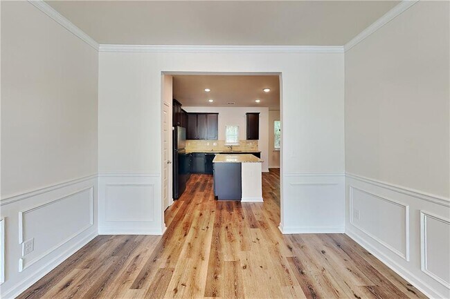 Building Photo - 4971 Terrace Dr