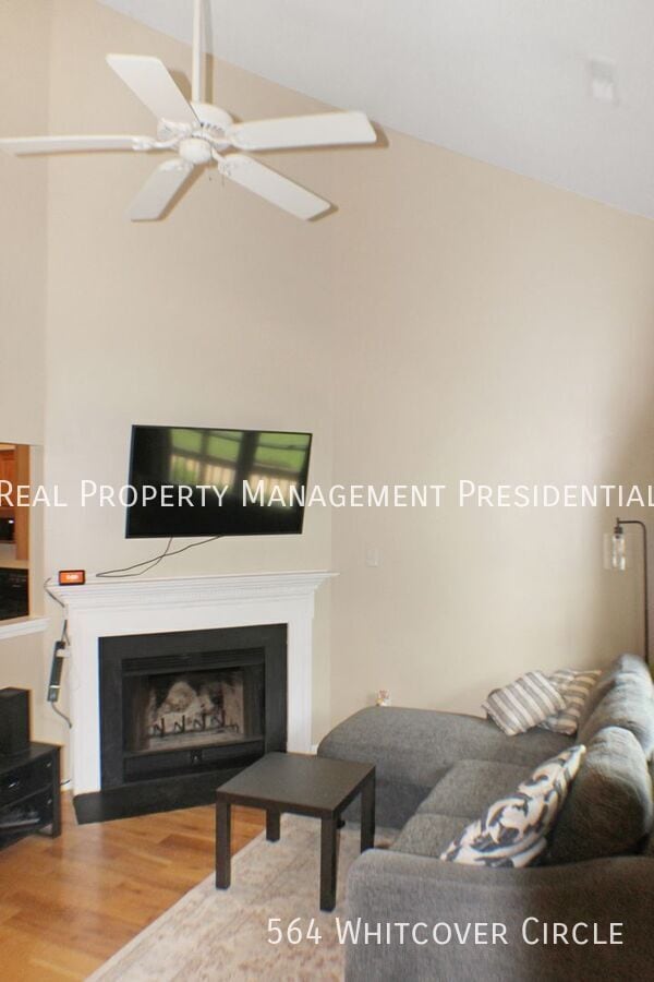 Building Photo - 564 Whitcover Cir