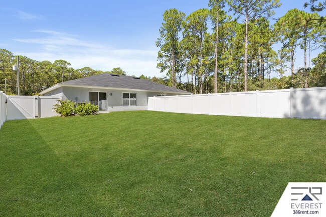 Building Photo - 8 Ullman Ct