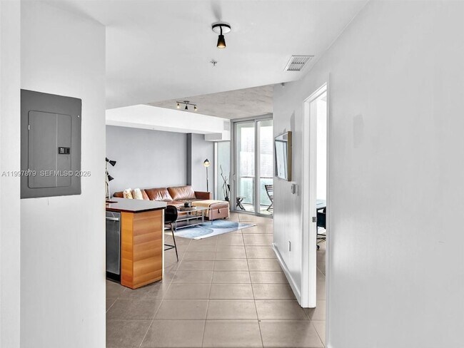 Building Photo - 3301 NE 1st Ave