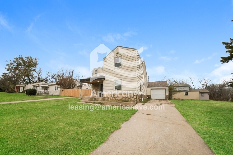 Building Photo - 3119 Pioneer Ave