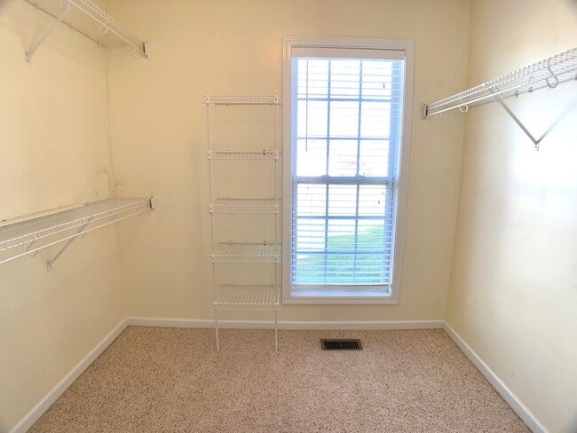 Building Photo - 800 Karmaflux Way