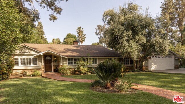 Primary Photo - 5124 Calenda Dr