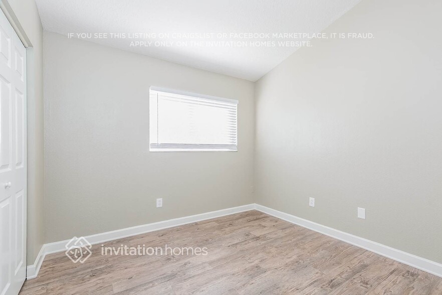 Building Photo - 2557 Ventura Cir