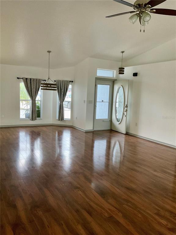 Building Photo - 140 Golf Aire Blvd