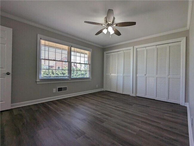 Building Photo - 970 Bridgegate Dr NE