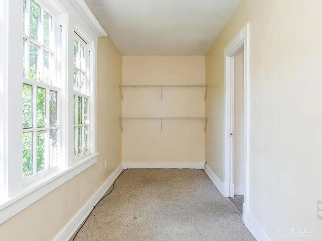 Building Photo - 4BD/2BA Home for Rent in Aliquippa PA