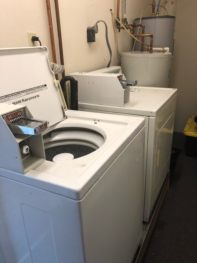 Building Photo - 902 Pittsburgh St