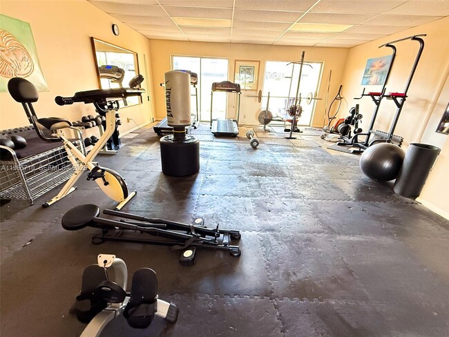 Building Photo - 1967 S Ocean Blvd