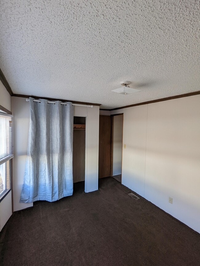 Building Photo - 247 Ransdell Ln