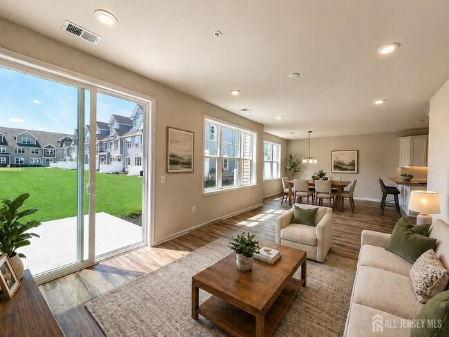 Building Photo - 905 Greenland Square