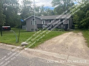 Building Photo - 11421 Abby Ln