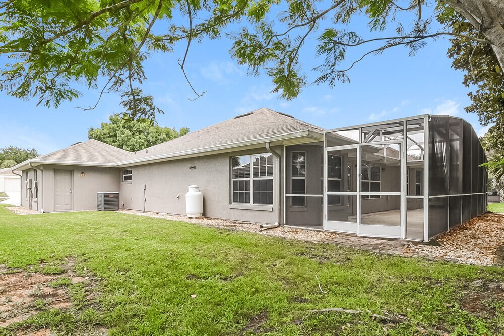 Building Photo - 4749 Abaco Dr