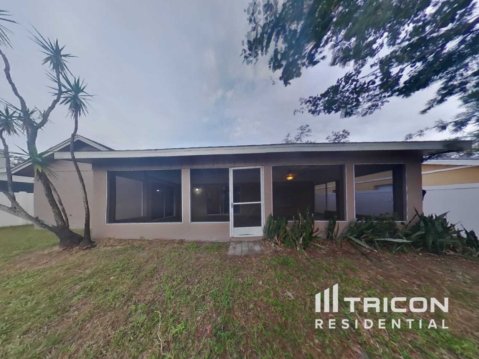 Building Photo - 714 49th St E