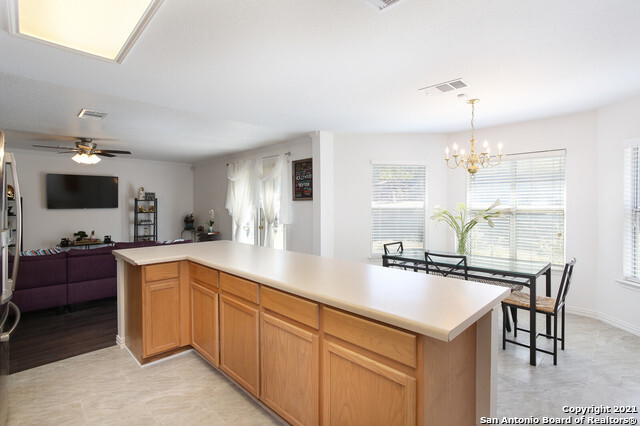 Building Photo - 8514 Coppermine-