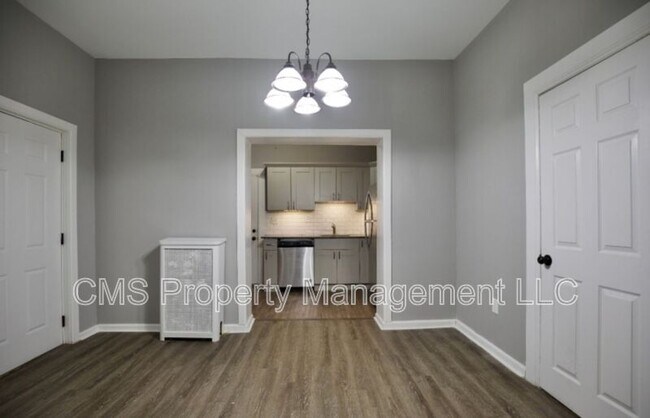 Building Photo - 374 E Westfield Ave