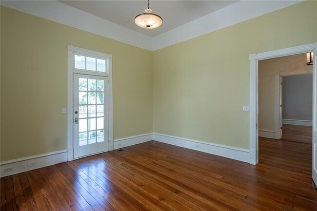 Building Photo - 765 Woodland Ave SE