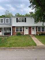 Building Photo - 406 Hickory Cir