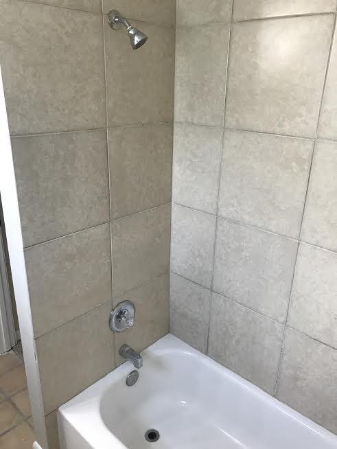Building Photo - Spacious 4 Bedroom Home With Garage And Modern Updates